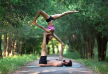 Акройога – гимнастика, йога и массаж в одном флаконе